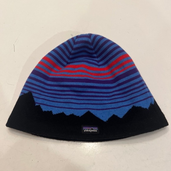 Patagonia Andes Mountains Skull Beanie Hat - Picture 1 of 6